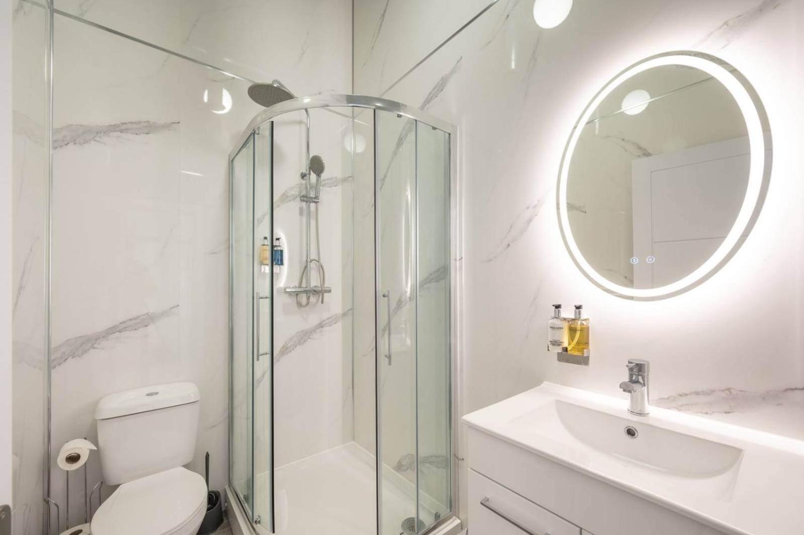 Stylish Comfort In London Фінчлі Екстер'єр фото